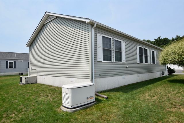 20 Quarry Stone Drive, Bridgewater, MA 02324