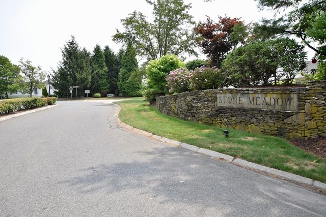 20 Quarry Stone Drive, Bridgewater, MA 02324