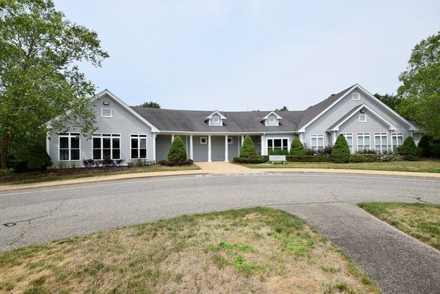20 Quarry Stone Drive, Bridgewater, MA 02324