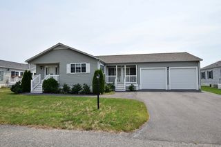 20 Quarry Stone Drive, Bridgewater, MA 02324