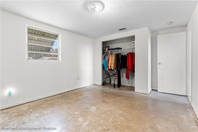 203 Atterberry Drive, Sebring, FL 33870