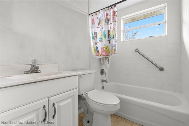 203 Atterberry Drive, Sebring, FL 33870