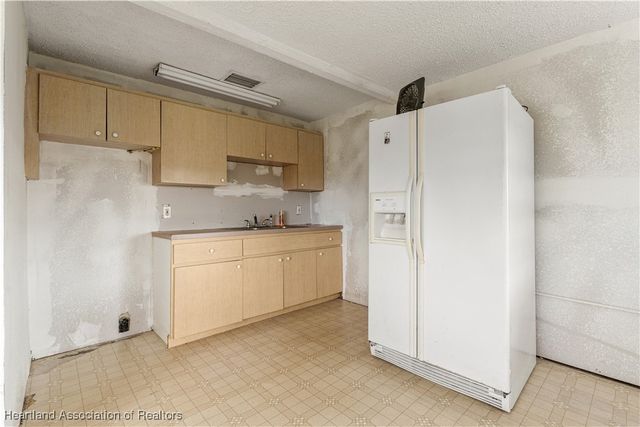 203 Atterberry Drive, Sebring, FL 33870