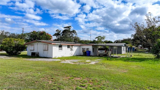 203 Atterberry Drive, Sebring, FL 33870