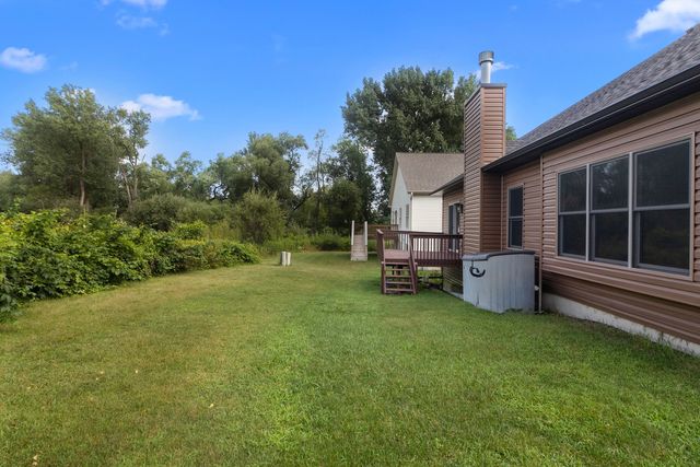 1400 Savanna Lane, Woodstock, IL 60098