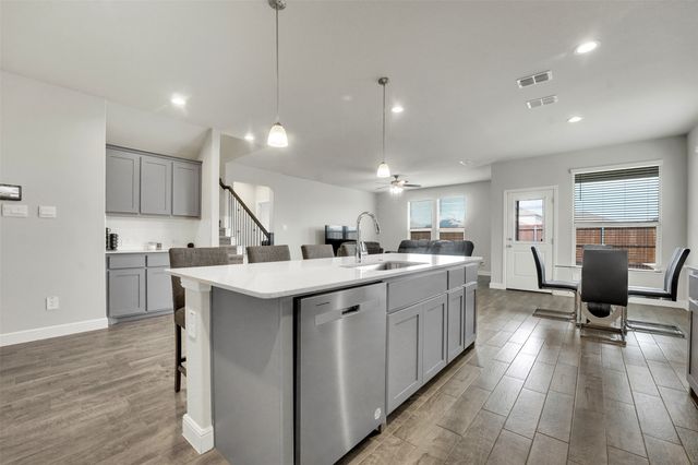 1133 Southwark Drive, Fort Worth, TX 76247
