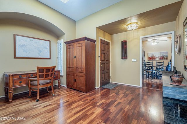 6082 N Black Bear Loop, Tucson, AZ 85750