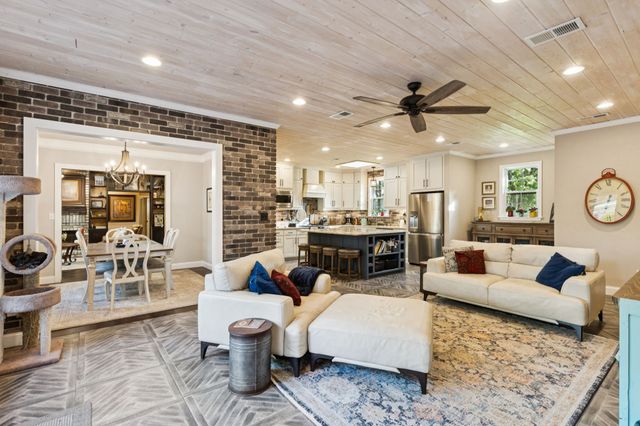 1610 Wiltshire Court, Keller, TX 76262