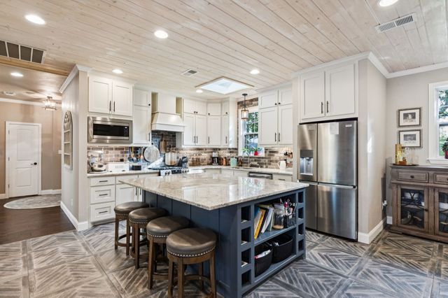 1610 Wiltshire Court, Keller, TX 76262