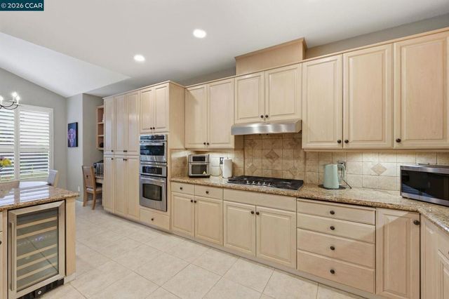 635 Rutherford Cir, Brentwood, CA 94513