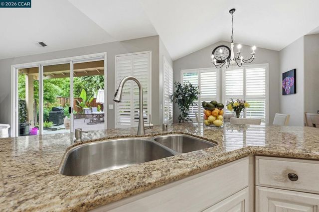 635 Rutherford Cir, Brentwood, CA 94513