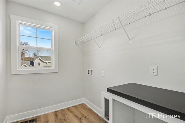 5952 Valley Point Drive, Caledonia, MI 49316