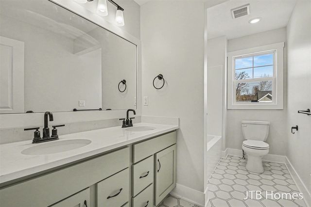 5952 Valley Point Drive, Caledonia, MI 49316