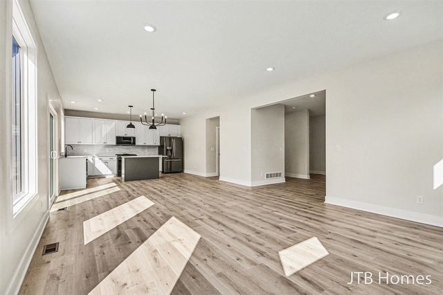 5952 Valley Point Drive, Caledonia, MI 49316