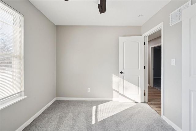 103 W Edgewood Drive, Edgerton, KS 66201