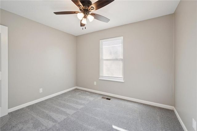 103 W Edgewood Drive, Edgerton, KS 66201