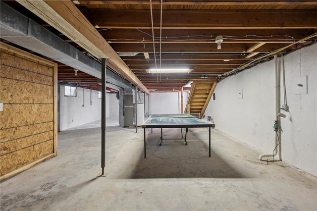 103 W Edgewood Drive, Edgerton, KS 66201