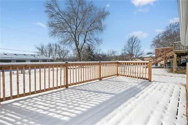 103 W Edgewood Drive, Edgerton, KS 66201