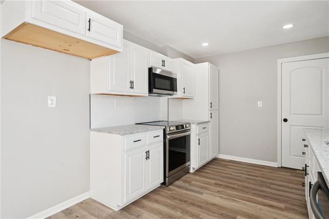 103 W Edgewood Drive, Edgerton, KS 66201