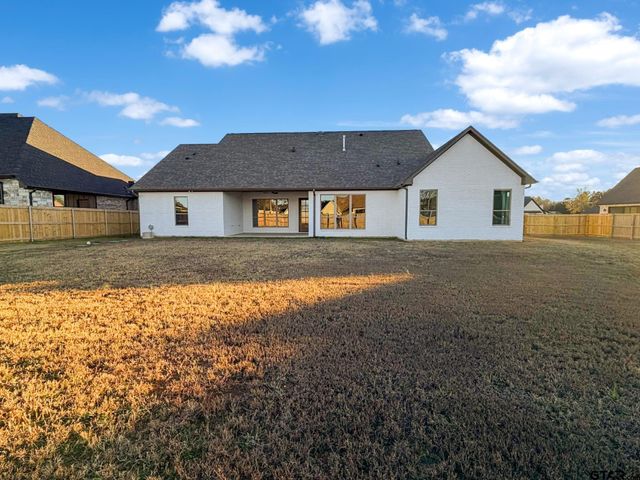 12301 Harlon, Flint, TX 75762