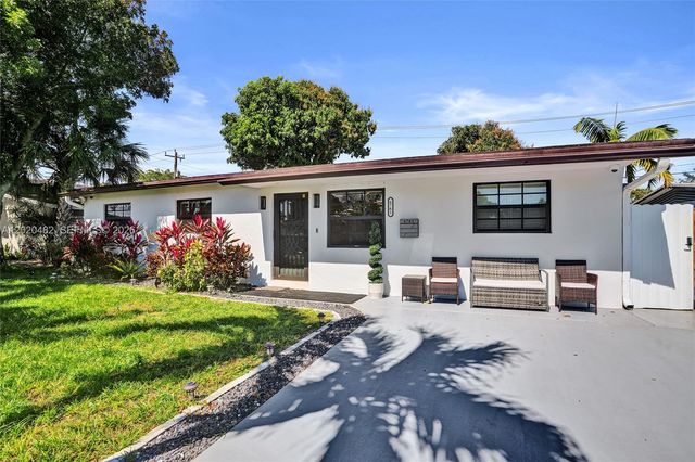 6761 Allen St, Hollywood, FL 33024