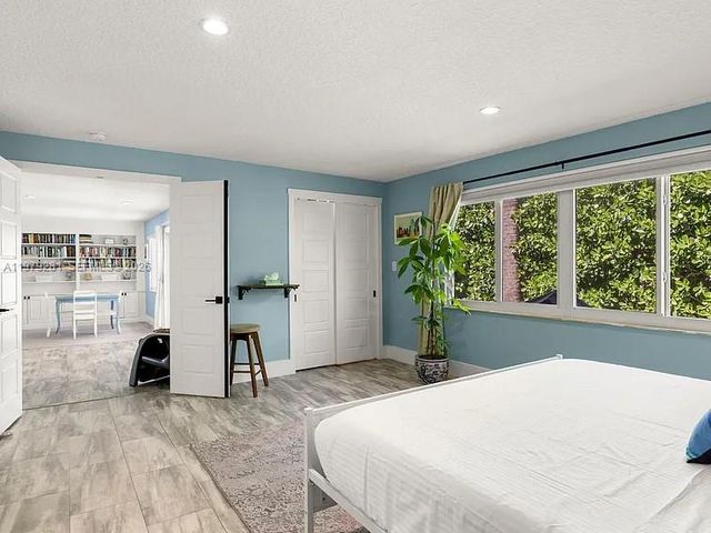 2211 NE 35th Ct, Lighthouse Point, FL 33064