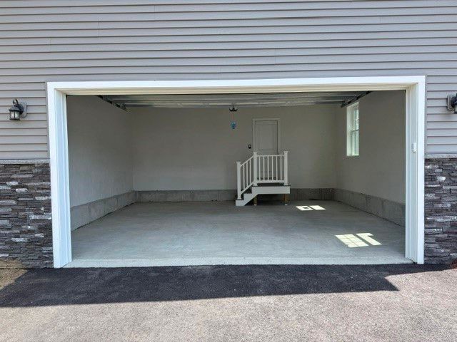 6 Christopher Rhodes Way, Warwick, RI 02888