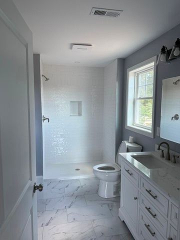 6 Christopher Rhodes Way, Warwick, RI 02888