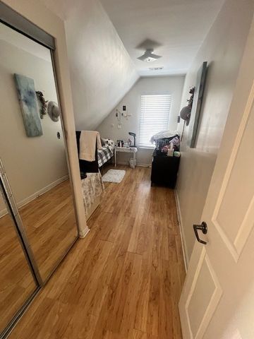 5127 S Trumbull Avenue, Chicago, IL 60632