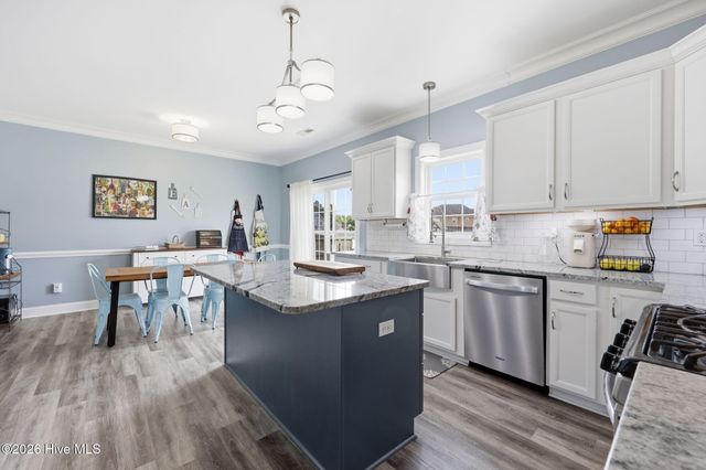 440 Meadowlark Drive, Winterville, NC 28590