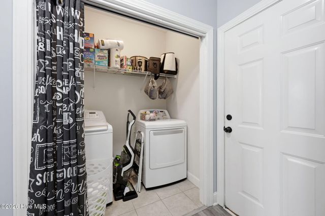 440 Meadowlark Drive, Winterville, NC 28590