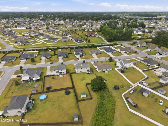 440 Meadowlark Drive, Winterville, NC 28590