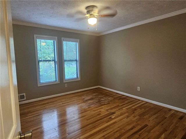 395 Monivea Lane, Roswell, GA 30075