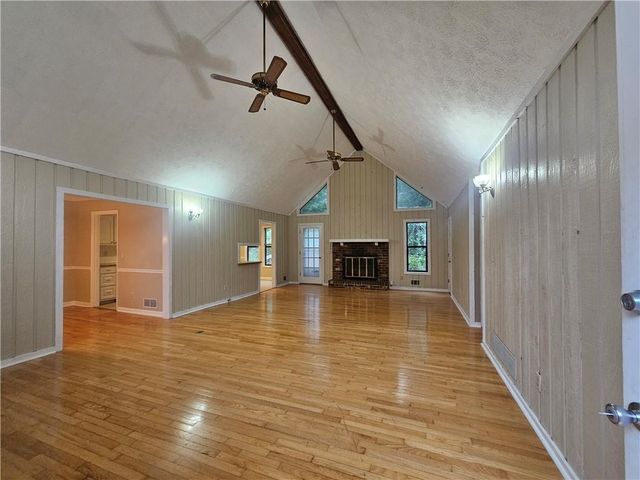 395 Monivea Lane, Roswell, GA 30075