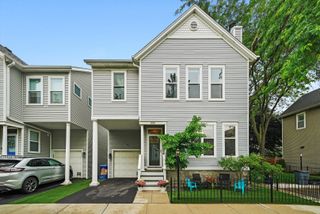2903 N WOLCOTT Avenue C, Chicago, IL 60657