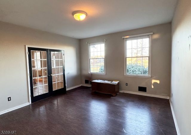 15 Opdyke Rd, Kingwood Twp., NJ 08825
