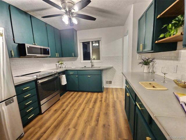 289 Muriel Drive, Northglenn, CO 80233