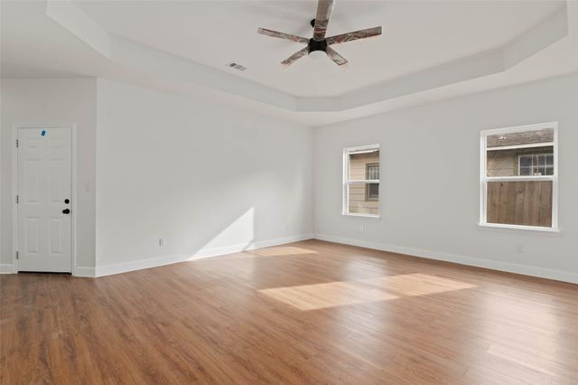 805 Ritchey Street, Gainesville, TX 76240