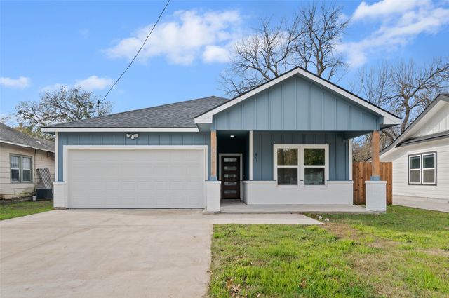 805 Ritchey Street, Gainesville, TX 76240