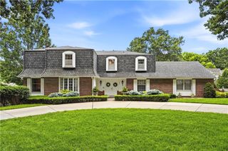 3423 W 92nd Place, Leawood, KS 66206