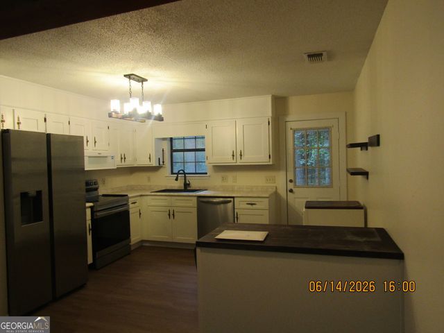 309 Stepping Stone Court, Statesboro, GA 30461