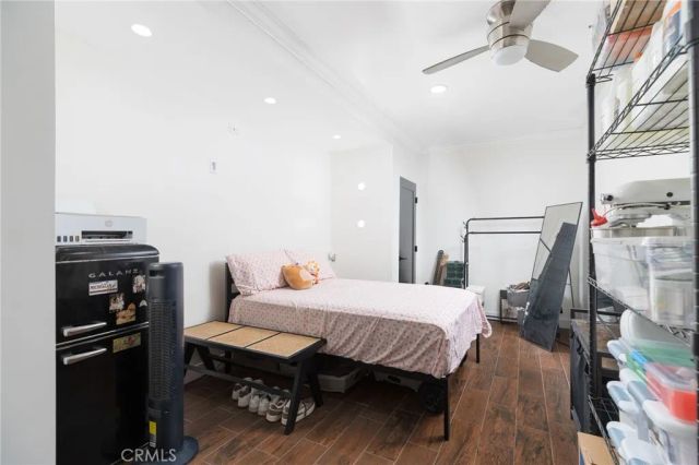 221 W Whittier Avenue, Hemet, CA 92543