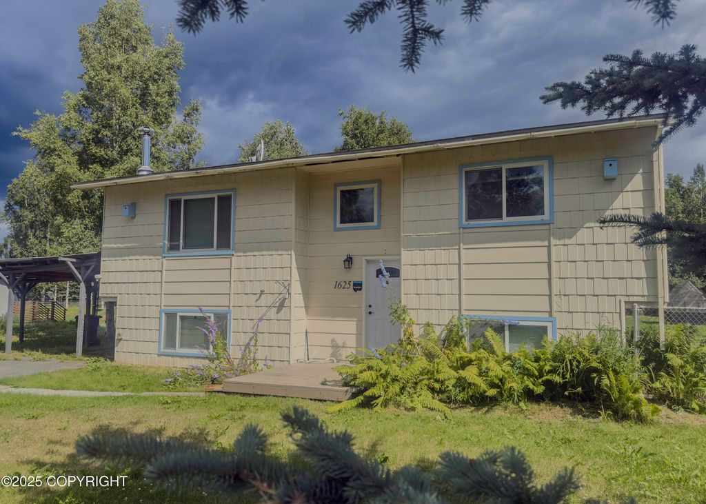 1625 S Abby Boulevard, Wasilla, AK 99654