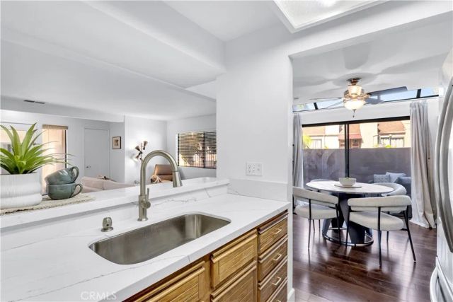 25761 Le Parc 23, Lake Forest, CA 92630