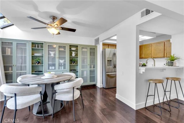 25761 Le Parc 23, Lake Forest, CA 92630