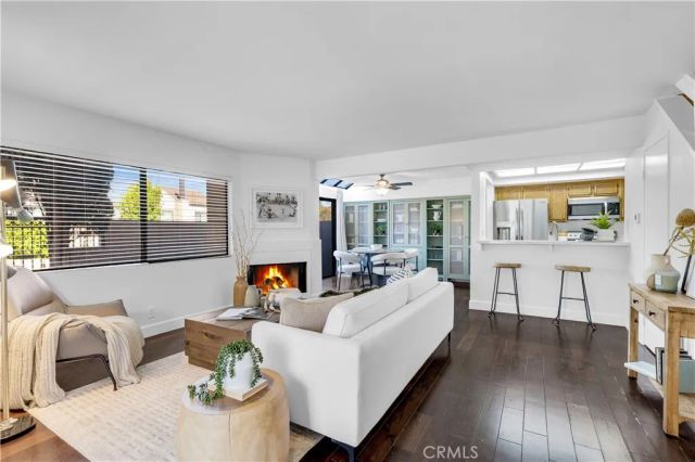 25761 Le Parc 23, Lake Forest, CA 92630