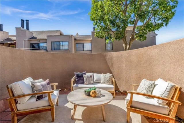 25761 Le Parc 23, Lake Forest, CA 92630
