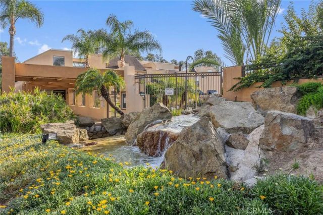 25761 Le Parc 23, Lake Forest, CA 92630