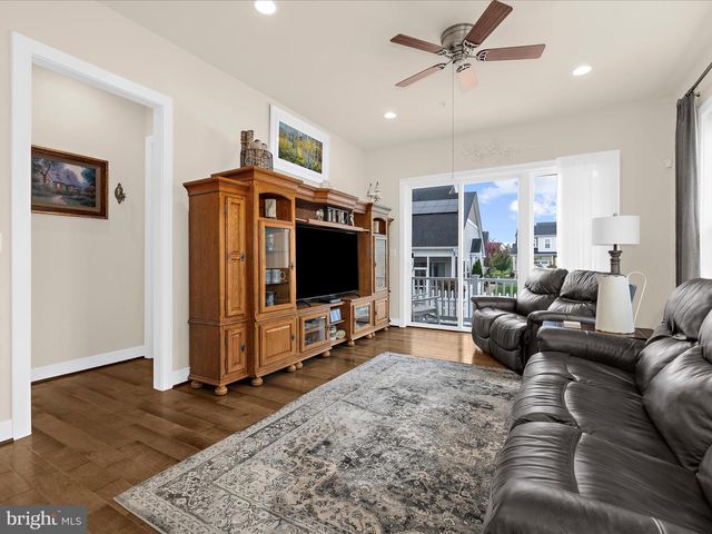 1530 YELLOW SAND LN, Odenton, MD 21113