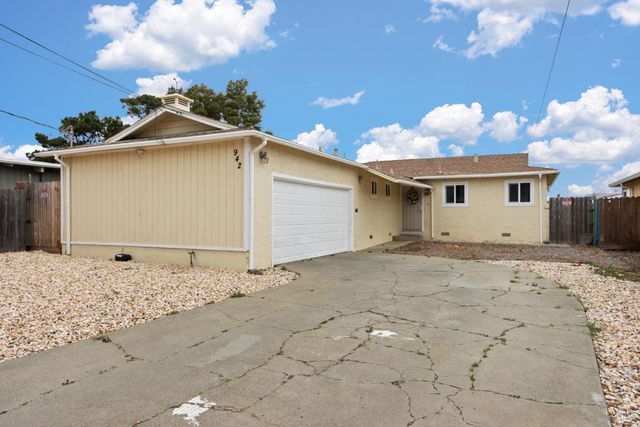 942 5th St, Vallejo, CA 94590
